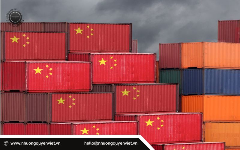 Ủy ban Y tế Quốc gia Trung Quốc thông báo sẽ hạ cấp độ ứng phó Covid-19 làm cho hàng hóa dễ thông qua hơn